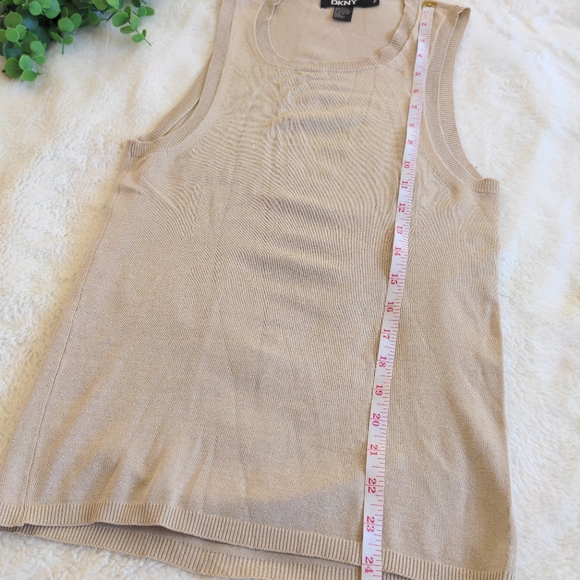 🌷3/15🌷 DKNY silk blend sweater vest size S - Picture 2 of 5